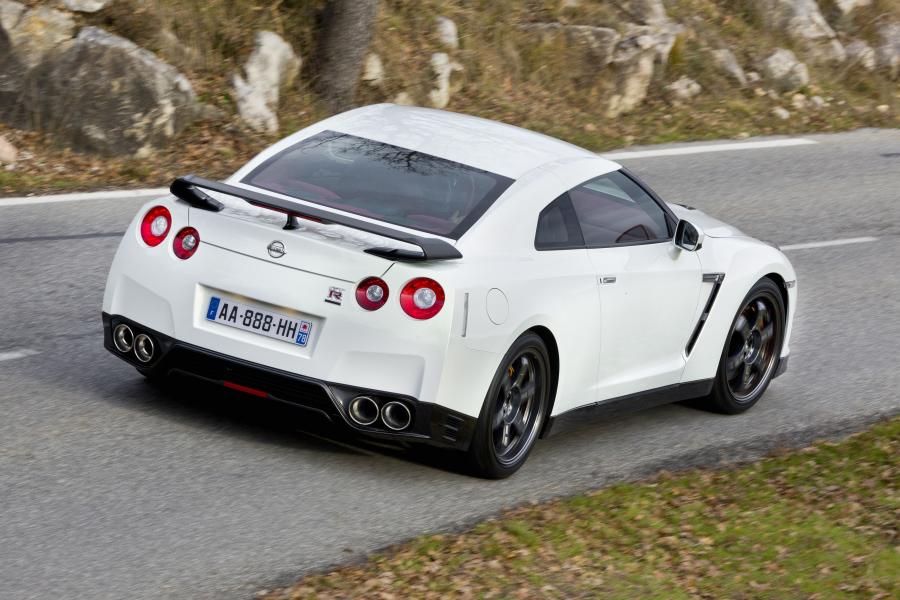  Nissan GT-R Egoist 2011 года  (фото 15 из 50)